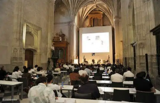 Université IE - Campus de Ségovie - Aula Magna, hall principal